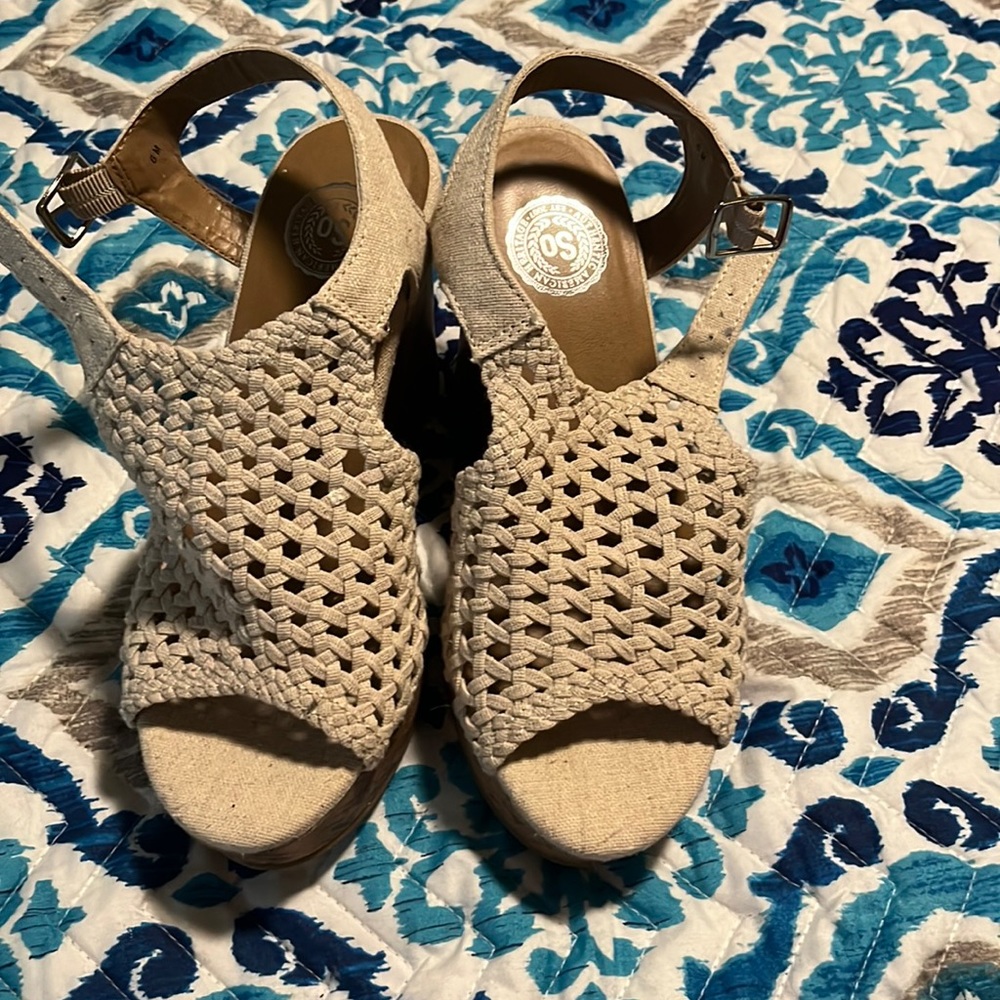 SO cork wedges